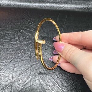 Nail Bracelet/bangle